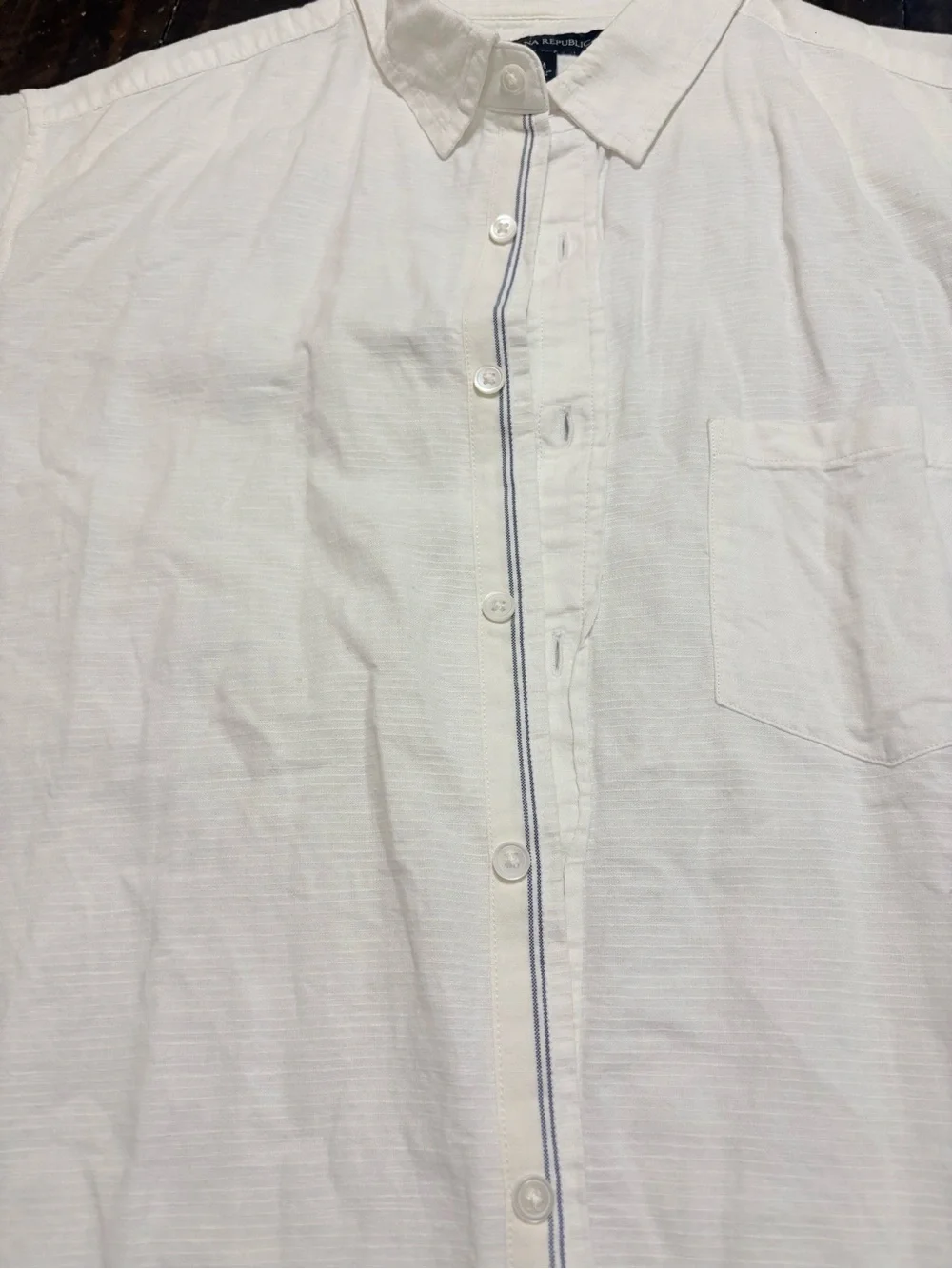 Banana Republic crisp white